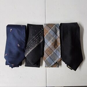 Vintage Neckties Lot of 4 Silk Blend Dress‎ Ties Retro Patterned Mens